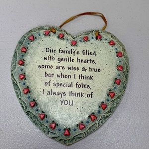 💗 Family Heart Plaque Hand Painted NWT 7 1/2” x 7 1/2”